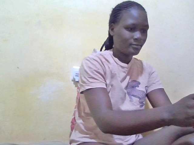 ebony-vannilah live cam on BongaCams