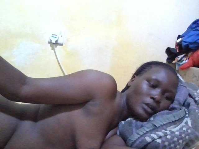ebony-vannilah live cam on BongaCams