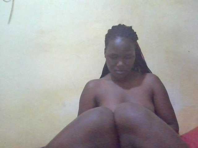 ebony-vannilah live cam on BongaCams