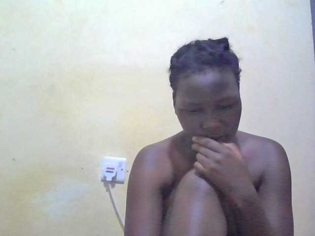 ebony-vannilah live cam on BongaCams