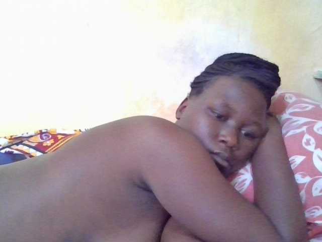 ebony-vannilah live cam on BongaCams