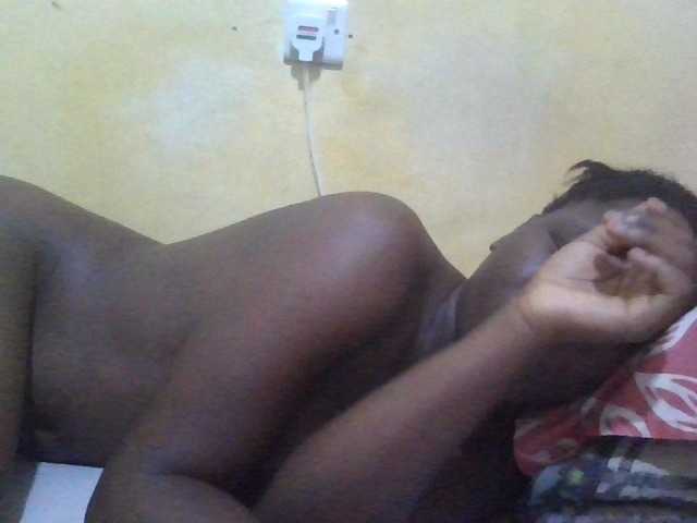 ebony-vannilah live cam on BongaCams