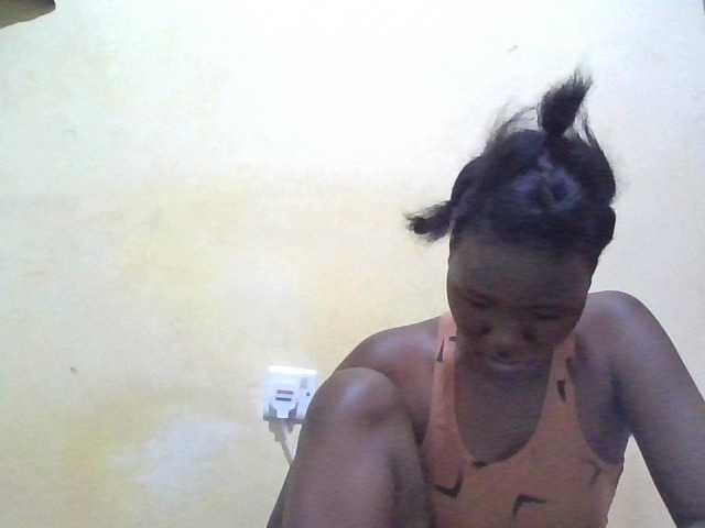 ebony-vannilah live cam on BongaCams