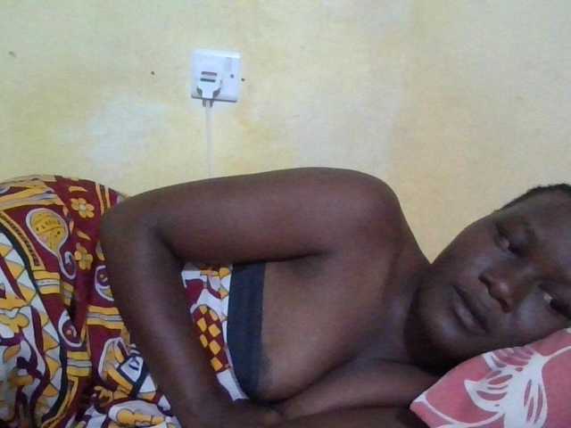 ebony-vannilah live cam on BongaCams