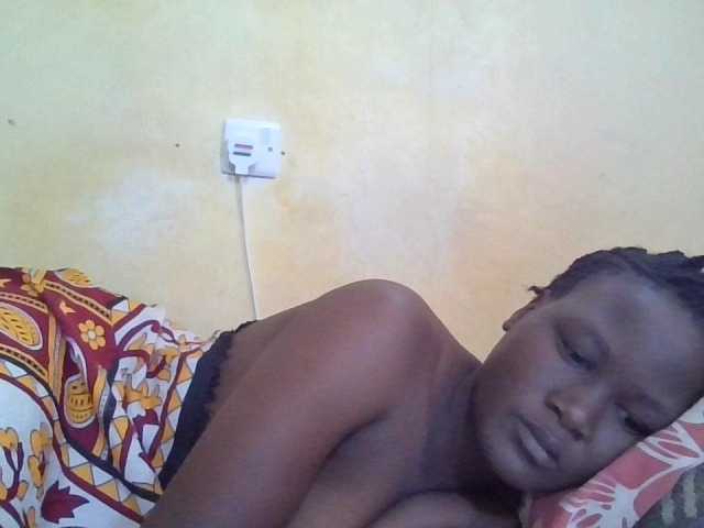 ebony-vannilah live cam on BongaCams
