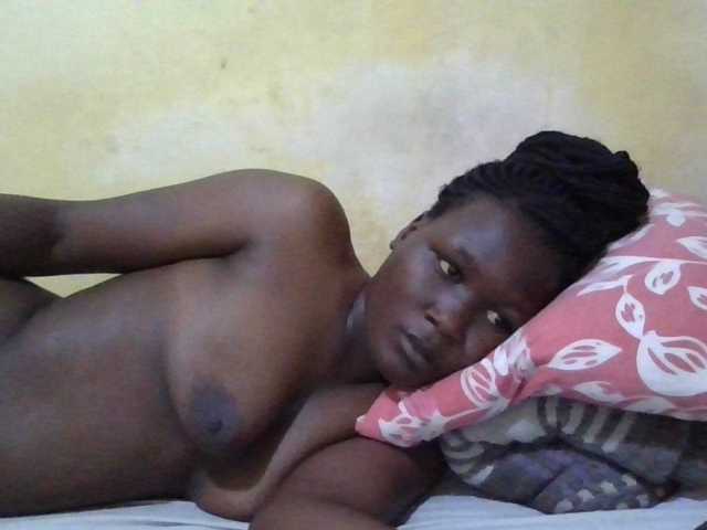 ebony-vannilah live cam on BongaCams