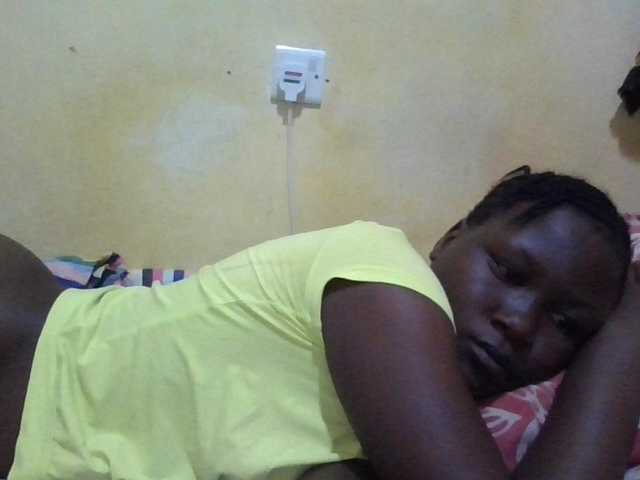 ebony-vannilah live cam on BongaCams