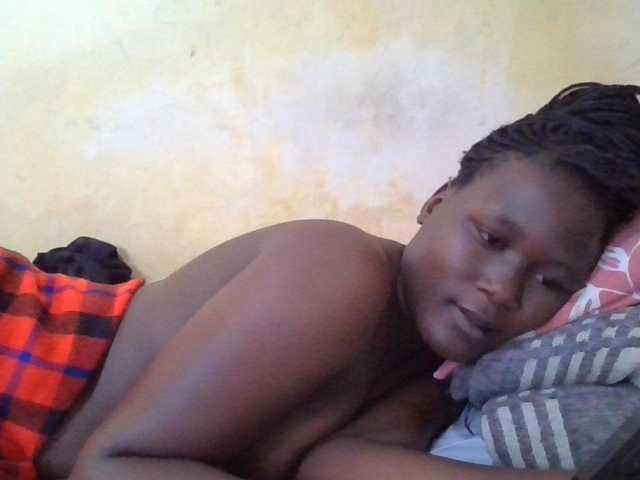 ebony-vannilah live cam on BongaCams