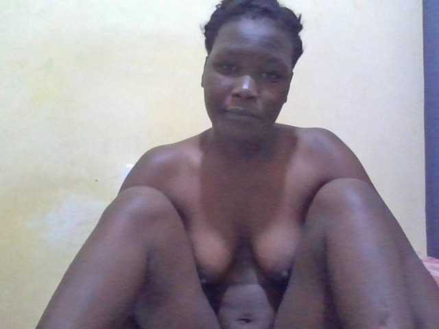 ebony-vannilah live cam on BongaCams