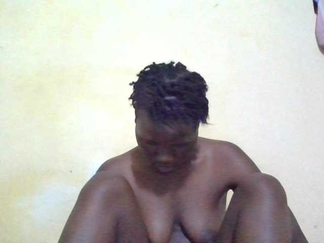 ebony-vannilah live cam on BongaCams