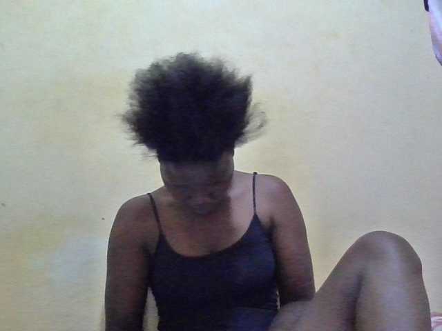 ebony-vannilah live cam on BongaCams