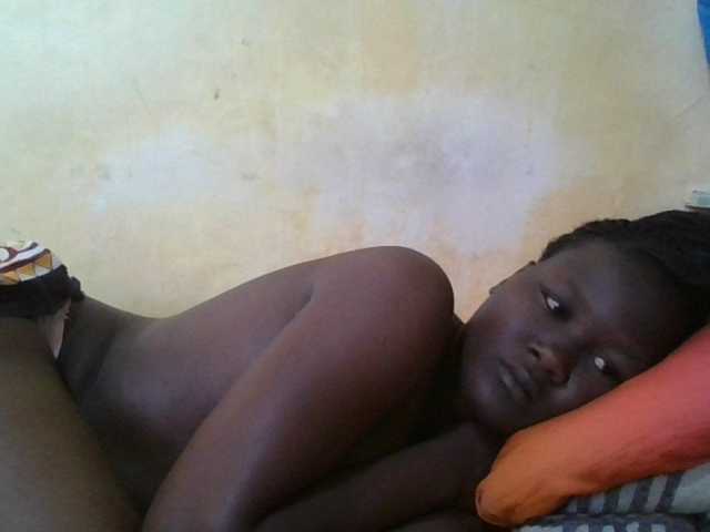 ebony-vannilah live cam on BongaCams