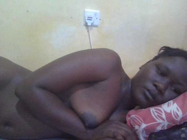 ebony-vannilah live cam on BongaCams