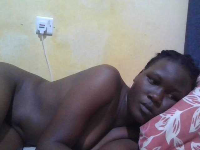 ebony-vannilah live cam on BongaCams