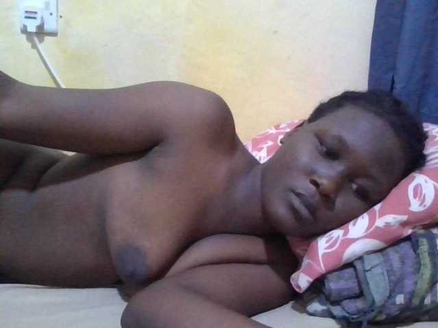ebony-vannilah live cam on BongaCams