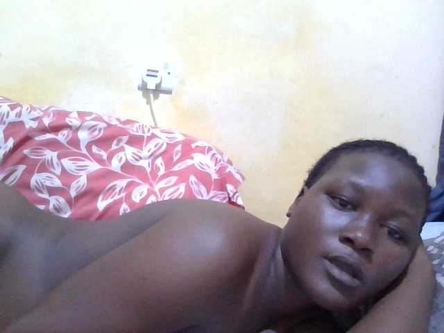 ebony-vannilah live cam on BongaCams