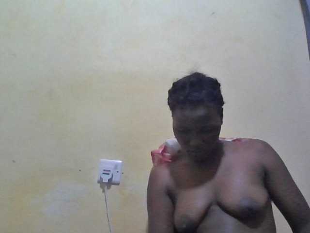 ebony-vannilah live cam on BongaCams