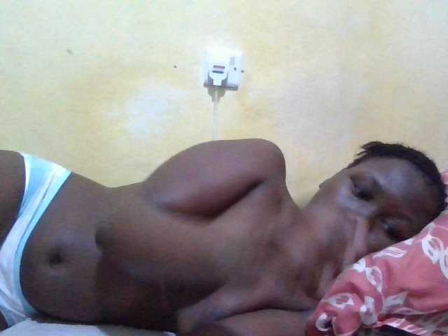 ebony-vannilah live cam on BongaCams