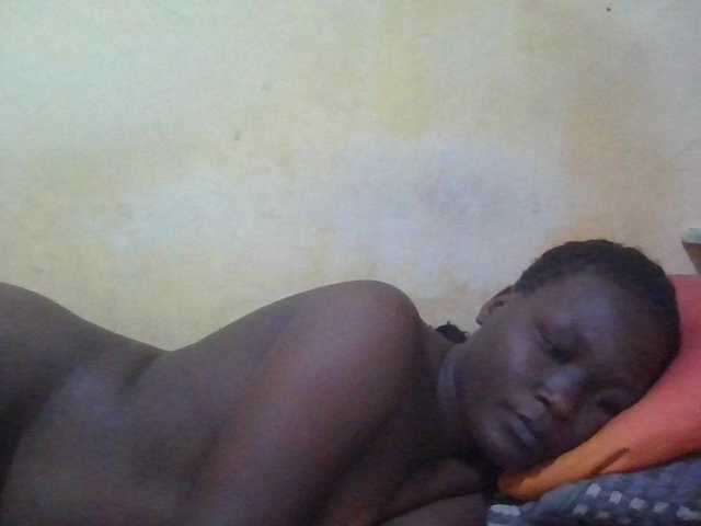 ebony-vannilah live cam on BongaCams