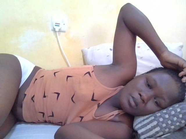 ebony-vannilah live cam on BongaCams