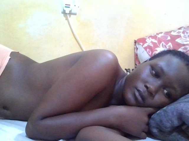 ebony-vannilah live cam on BongaCams