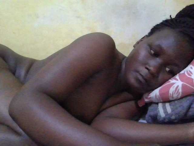 ebony-vannilah live cam on BongaCams