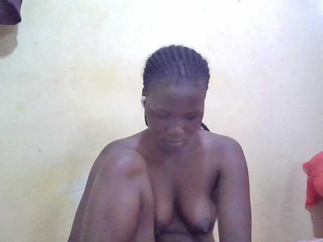 ebony-vannilah live cam on BongaCams