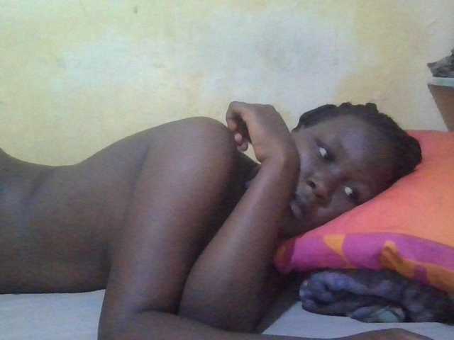 ebony-vannilah live cam on BongaCams