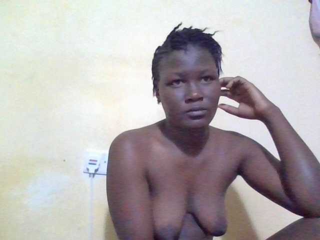 ebony-vannilah live cam on BongaCams