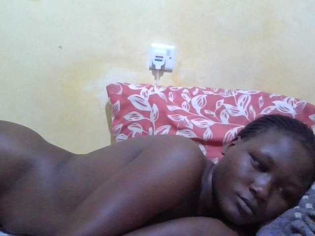 ebony-vannilah live cam on BongaCams