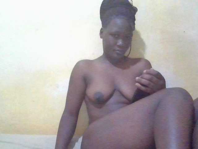 ebony-vannilah live cam on BongaCams