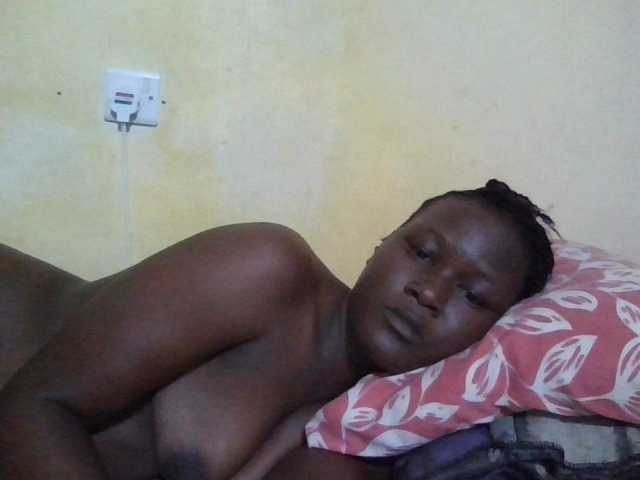 ebony-vannilah live cam on BongaCams