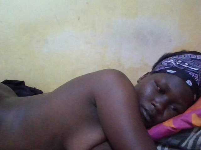 ebony-vannilah live cam on BongaCams