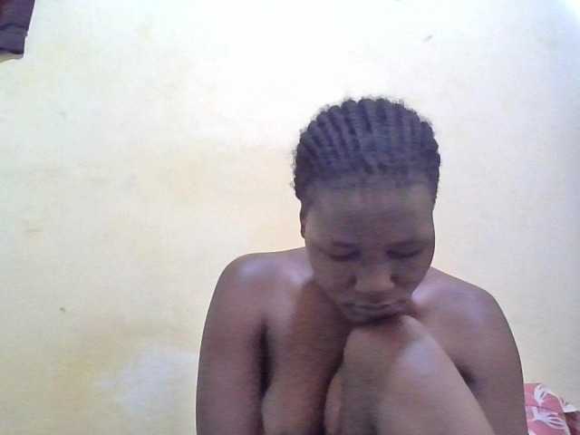 ebony-vannilah live cam on BongaCams
