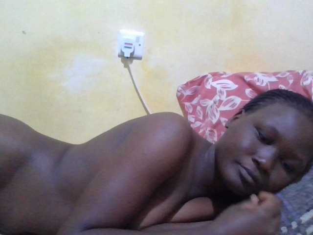 ebony-vannilah live cam on BongaCams