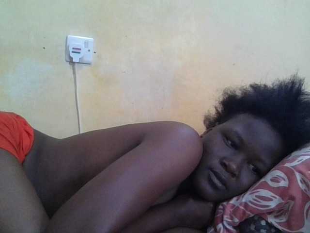 ebony-vannilah live cam on BongaCams