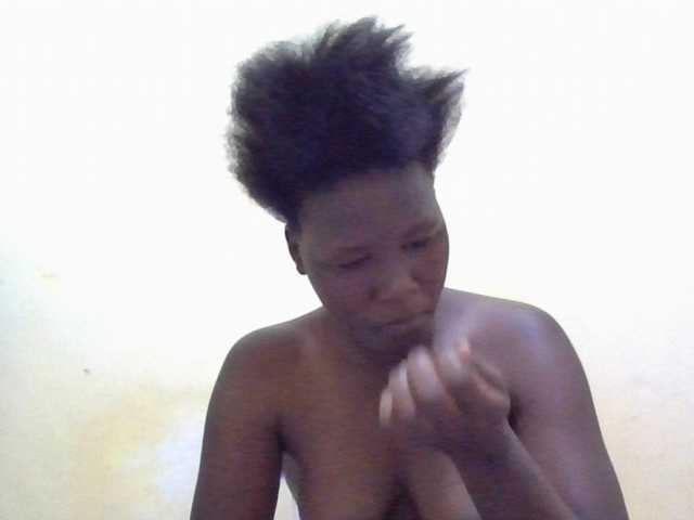 ebony-vannilah live cam on BongaCams