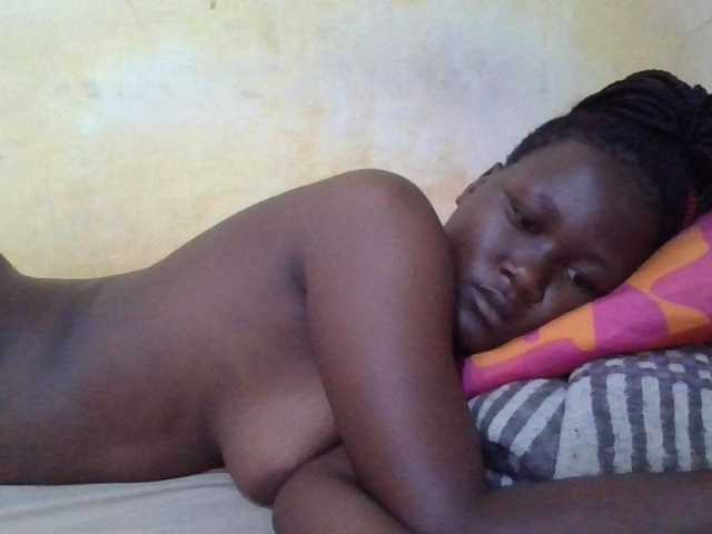 ebony-vannilah live cam on BongaCams