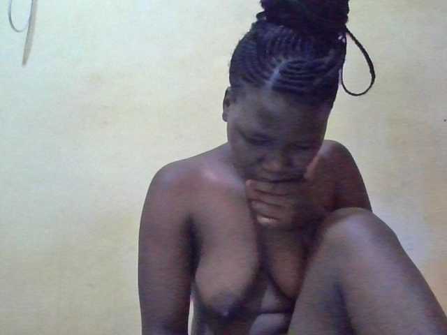 ebony-vannilah live cam on BongaCams