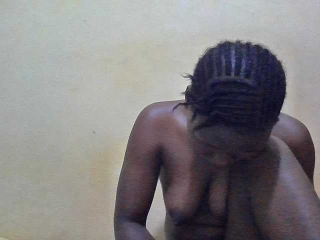 ebony-vannilah live cam on BongaCams