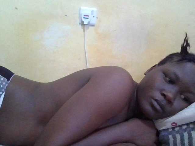 ebony-vannilah live cam on BongaCams