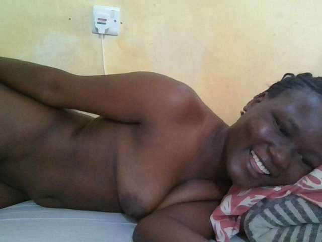 ebony-vannilah live cam on BongaCams