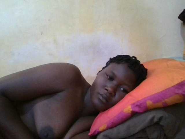 ebony-vannilah live cam on BongaCams