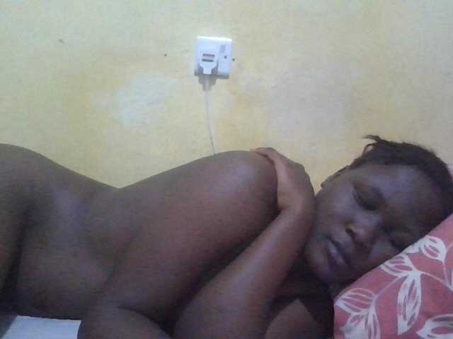 ebony-vannilah live cam on BongaCams