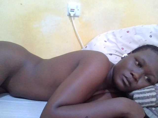 ebony-vannilah live cam on BongaCams