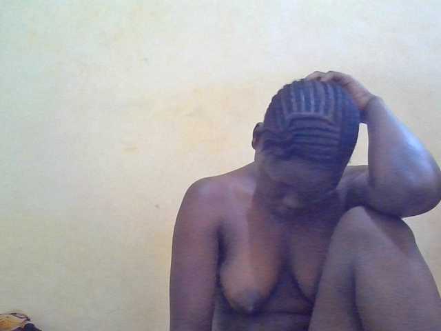 ebony-vannilah live cam on BongaCams