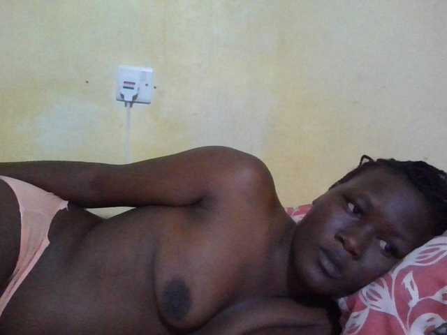 ebony-vannilah live cam on BongaCams