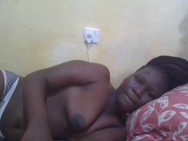 ebony-vannilah live cam on BongaCams