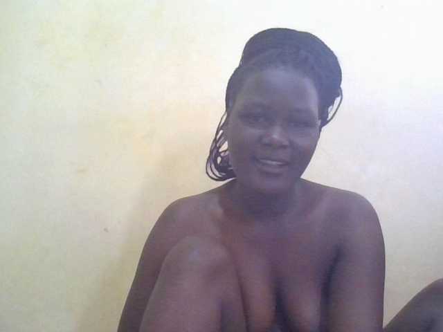 ebony-vannilah live cam on BongaCams