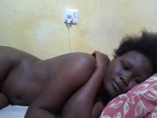 ebony-vannilah live cam on BongaCams